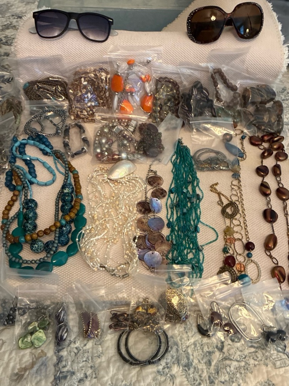 Assorted Women's Fashion Jewelry Set in Turquoise, Teal, Brown and White